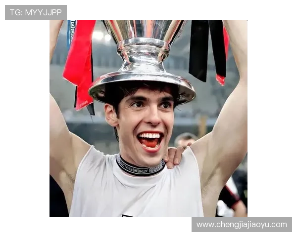 帅气男足球明星学生头像设计展现青春活力与运动魅力